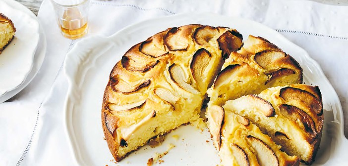 April 2016 - Cookery - Issue 250 - Torta di Mele - Apple Cake