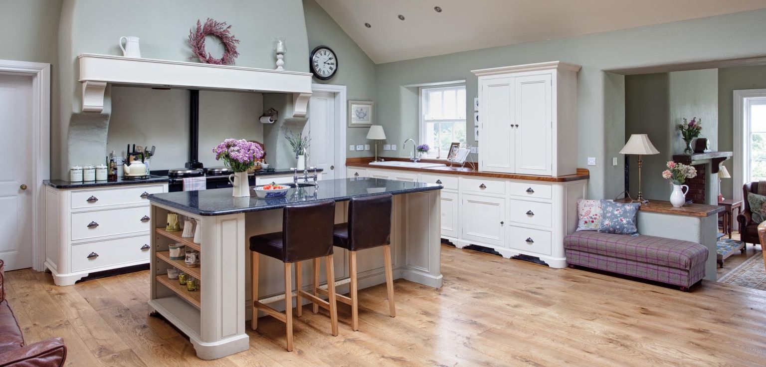 Reader’s Kitchen Belfast May 2016 Issue 251 Ireland's Homes