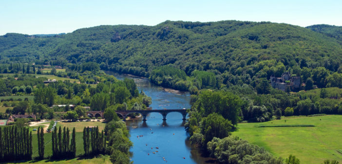 Destination Abroad: Dordogne - July 2018 - Issue 277