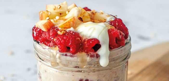 Raspberry Cheesecake Overnight Oats